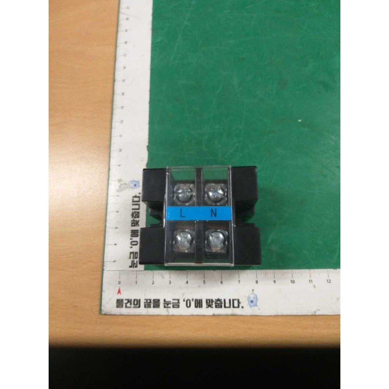 MORSETTIERA DATI 60A-2P-M-MELAMINA-60