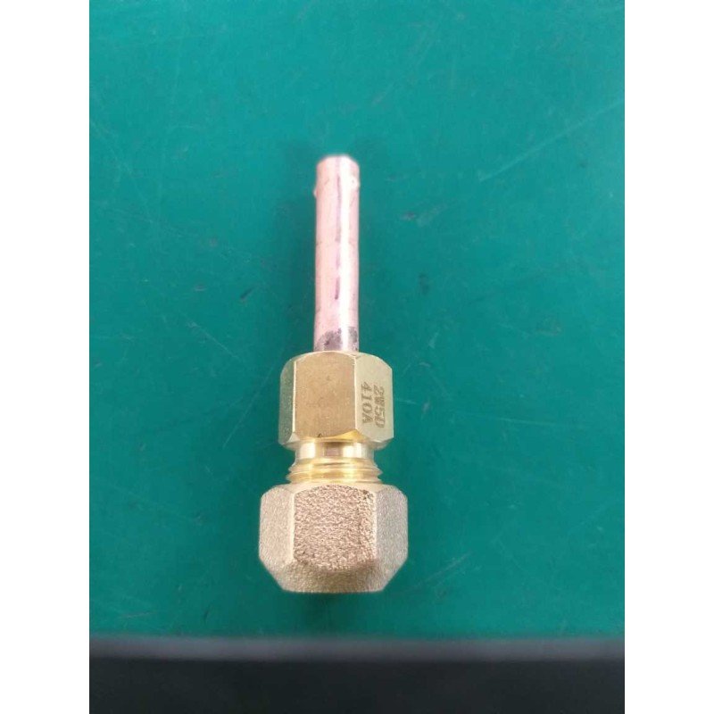 VANNE DE CHARGE --LAITON-------R410A-----6