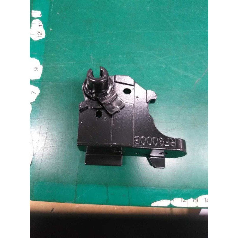 ASSY HINGE-LOW RIGHT RF9000B-BLACK-AUTO